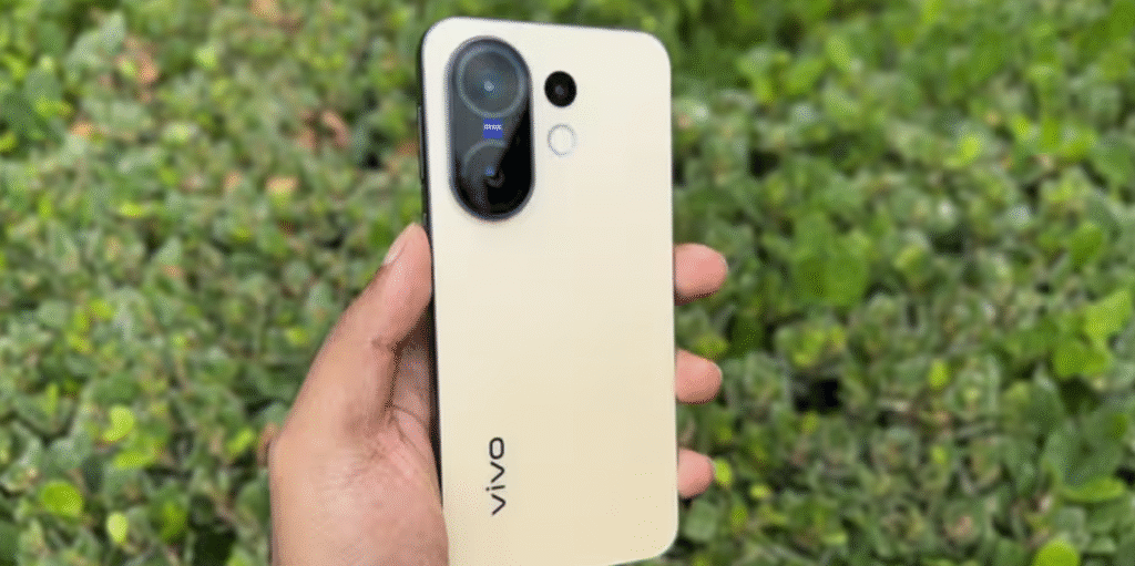 گوشی کامپکت با دوربین ZEISS