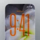 صفحه قفل iOS 26 Beta 6 با طراحی Liquid Glass شیشه‌ای
