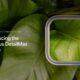 لوگوی OnePlus و Hasselblad کنار هم روی بدنه گوشی