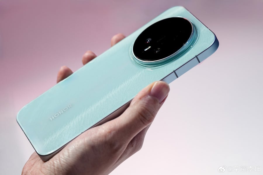 گوشی انر مجیک اولترا