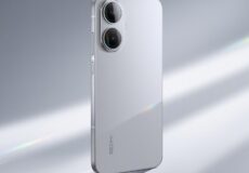 تصویر از گوشی ردمی (نمای جلو) — Alt Text: «گوشی ردمی با باتری ۹۰۰۰ میلی‌آمپر»