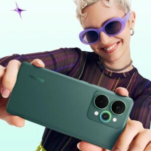 Realme 16 Pro در رنگ Pebble Grey